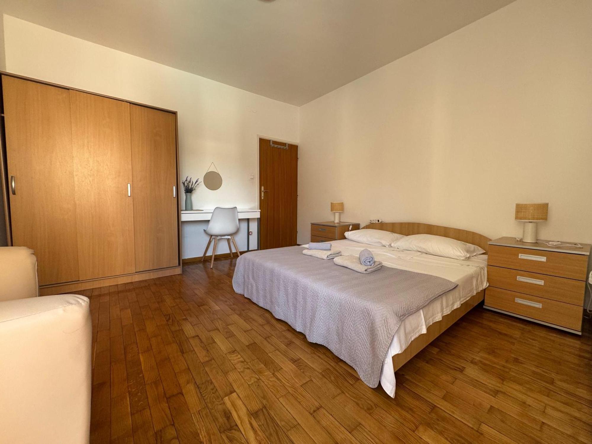 Aurelis Apartments Porec Exterior photo