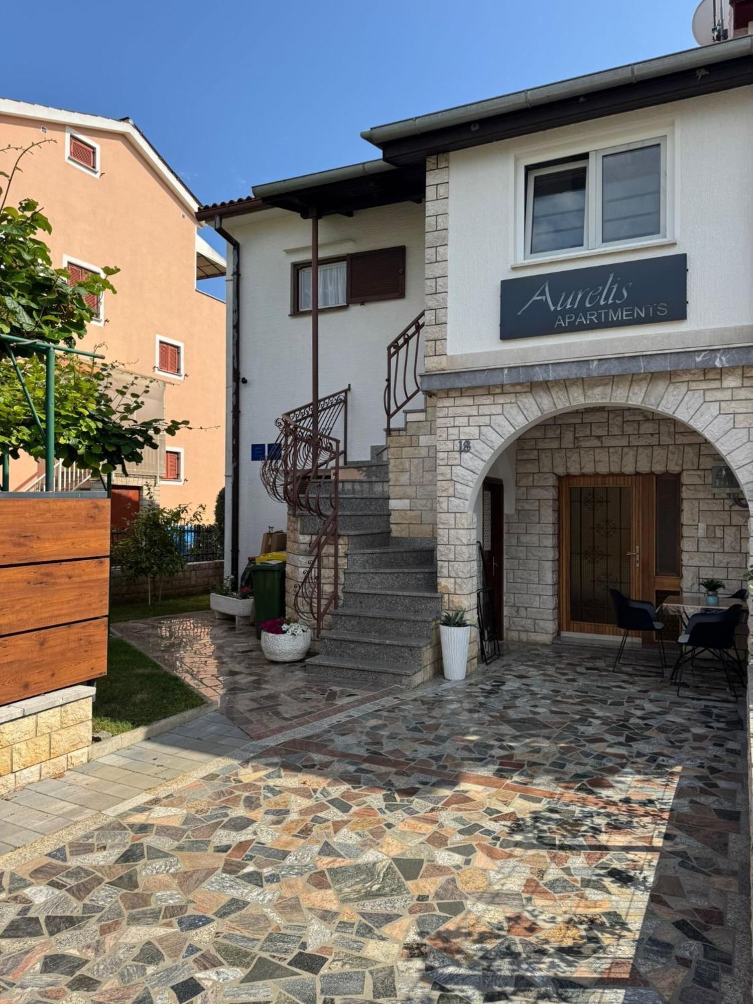 Aurelis Apartments Porec Exterior photo